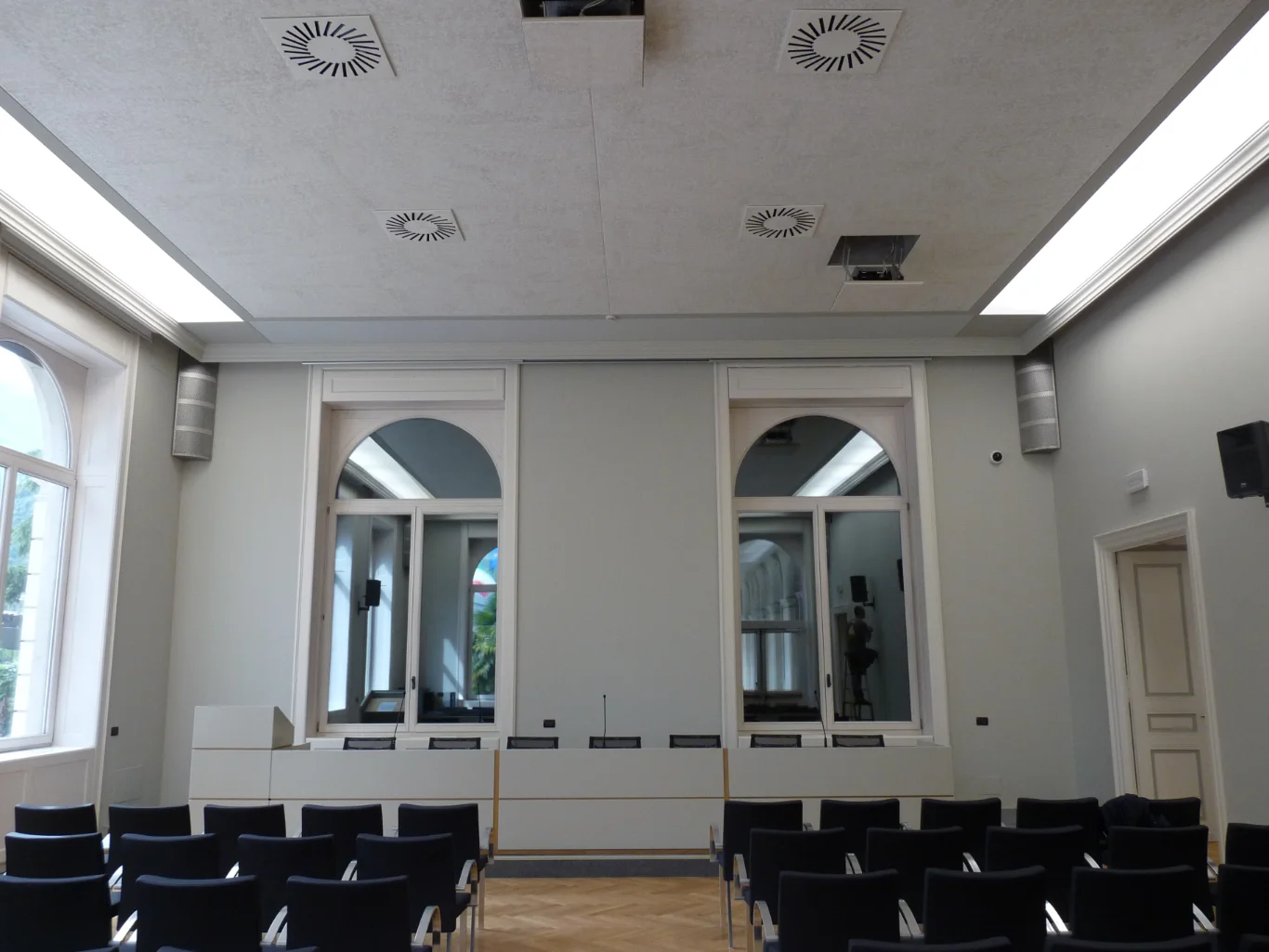 moon-controsoffitto-acustico-fonoassorbente-7