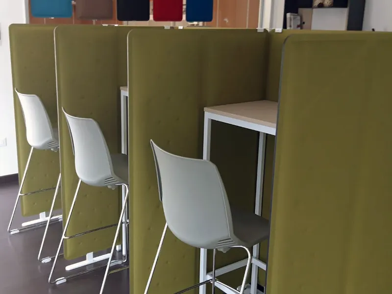self-supporting-mobile-sound-absorbing-panels