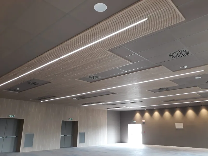 sound-absorbing-panels-crema-theatre-1