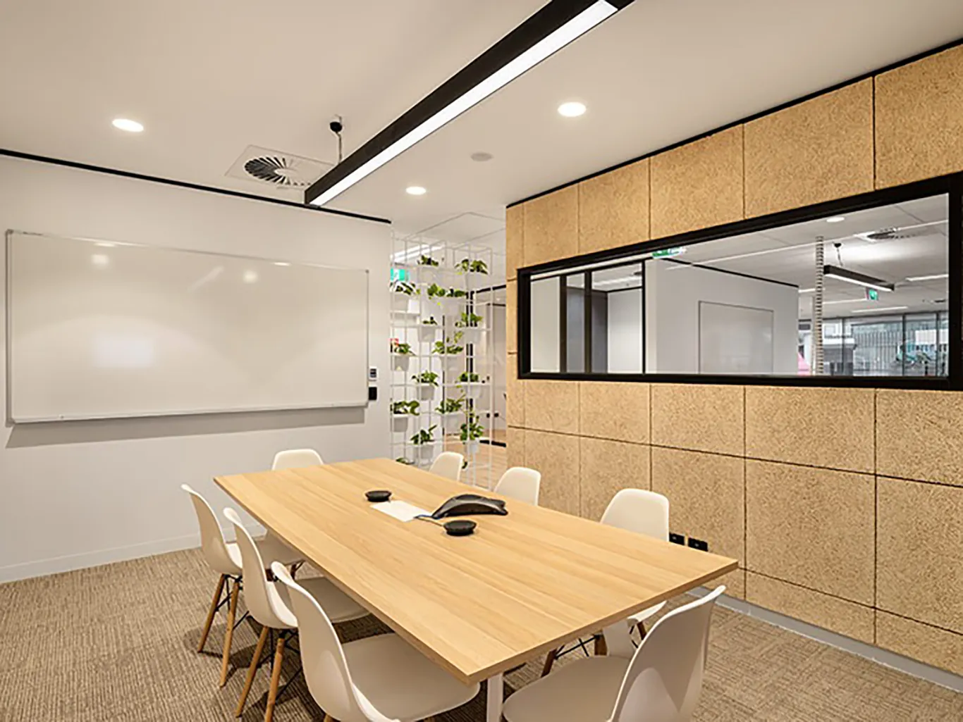 sound-absorbing-panels-for-meeting-rooms
