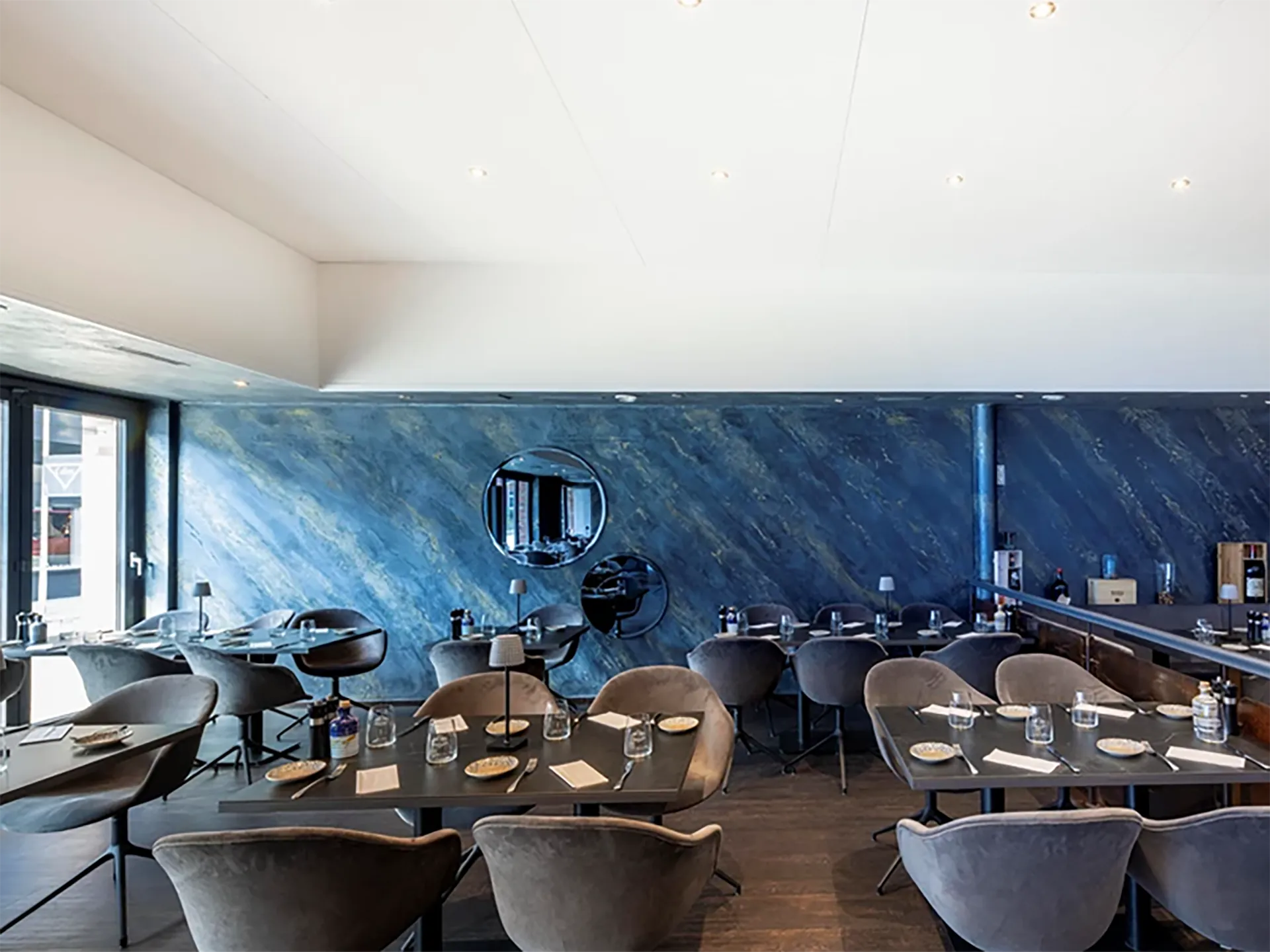 sound-absorbing-solutions-for-pubs